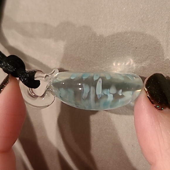 Ice blue burst glass puffy adjustable necklace - Picture 4 of 6